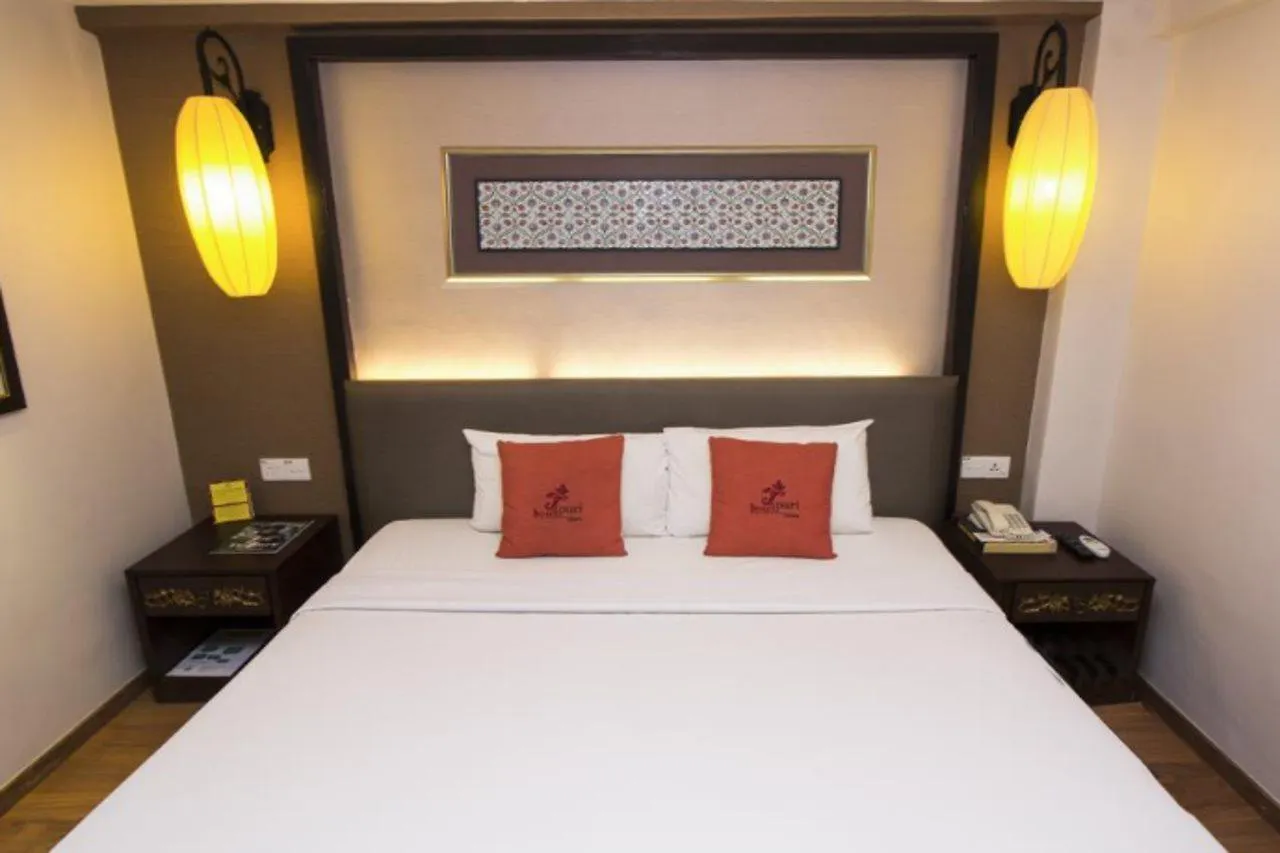 ***  Hotel Puri Melaka Malásia